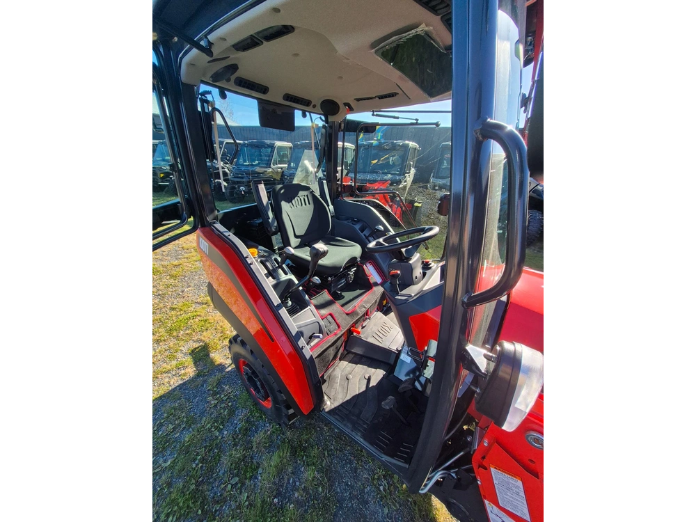 2027 Kioti Cs2530hcb