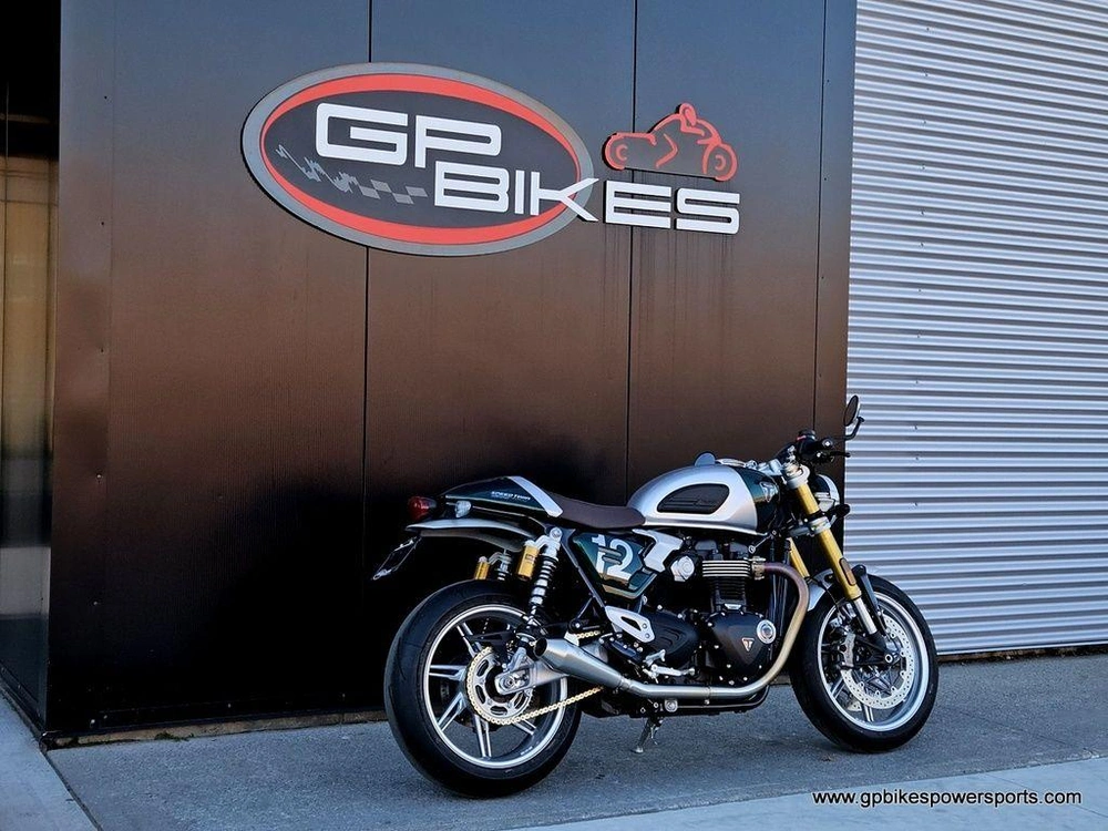 2027 Triumph Speed Twin 1200 Cafe Racer Aluminium Silver/competition Green