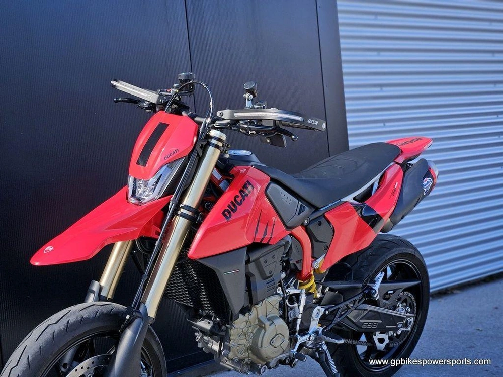 2024 Ducati Hypermotard 698 Mono Ducati Red