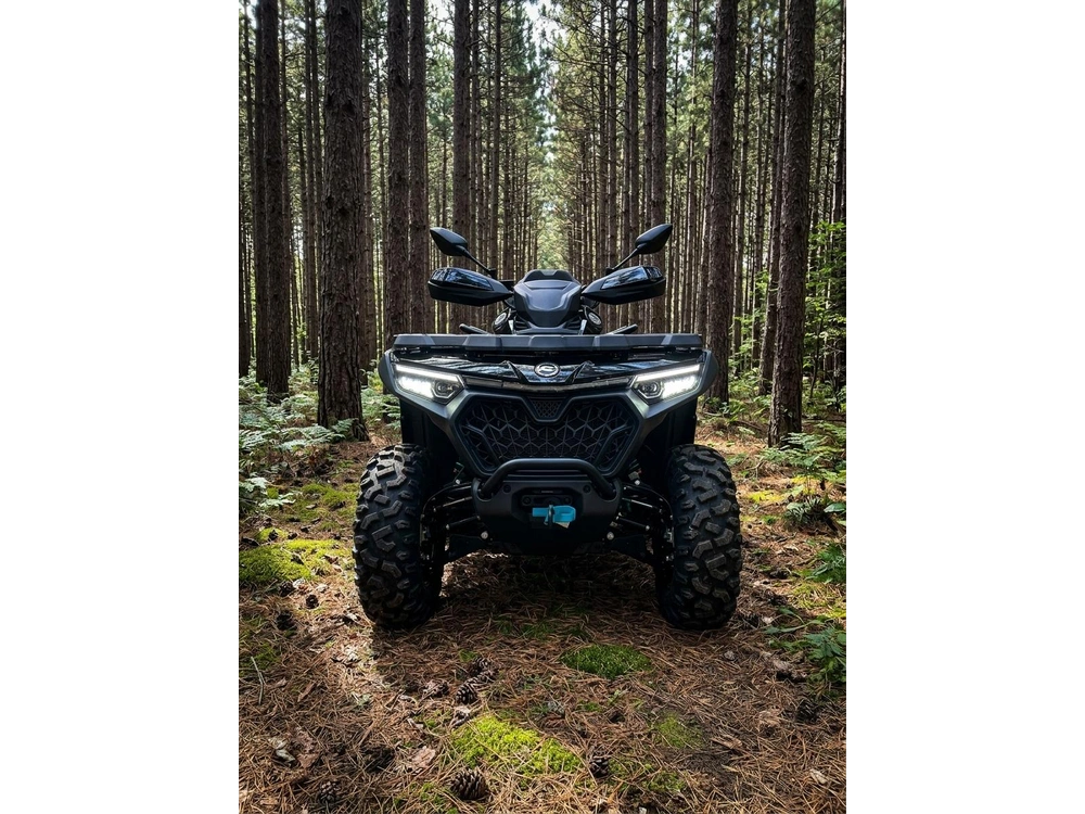 2026 Cfmoto 2026 Cforce 800 Touring Nebula Black