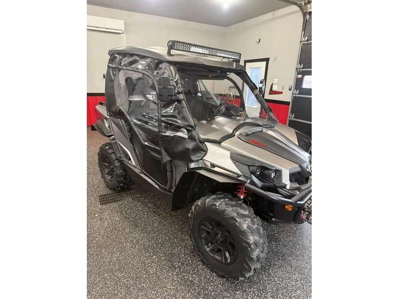 Can-am Commander 1000xt 2017
