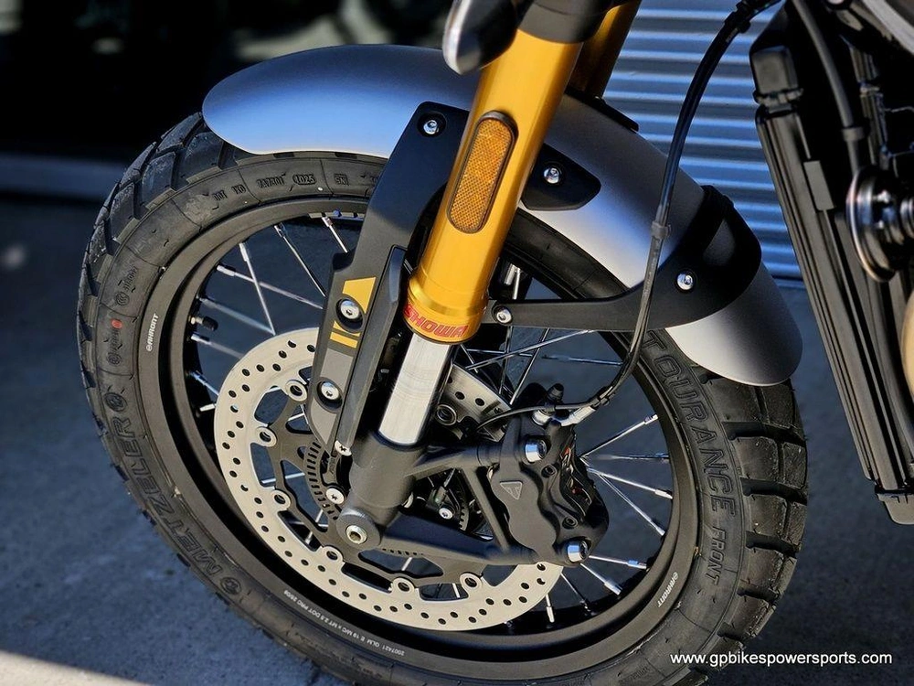 2026 Triumph Scrambler 900 Mineral Grey