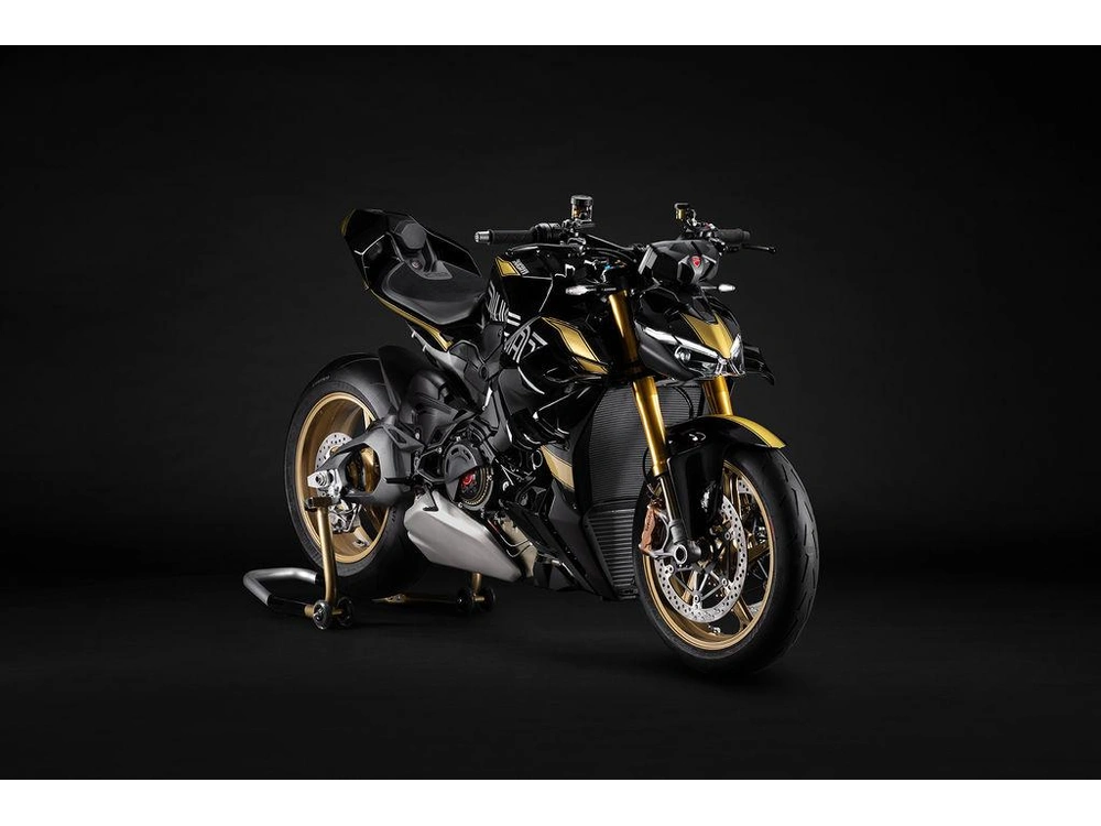 2027 Ducati Streetfighter V4 S 100