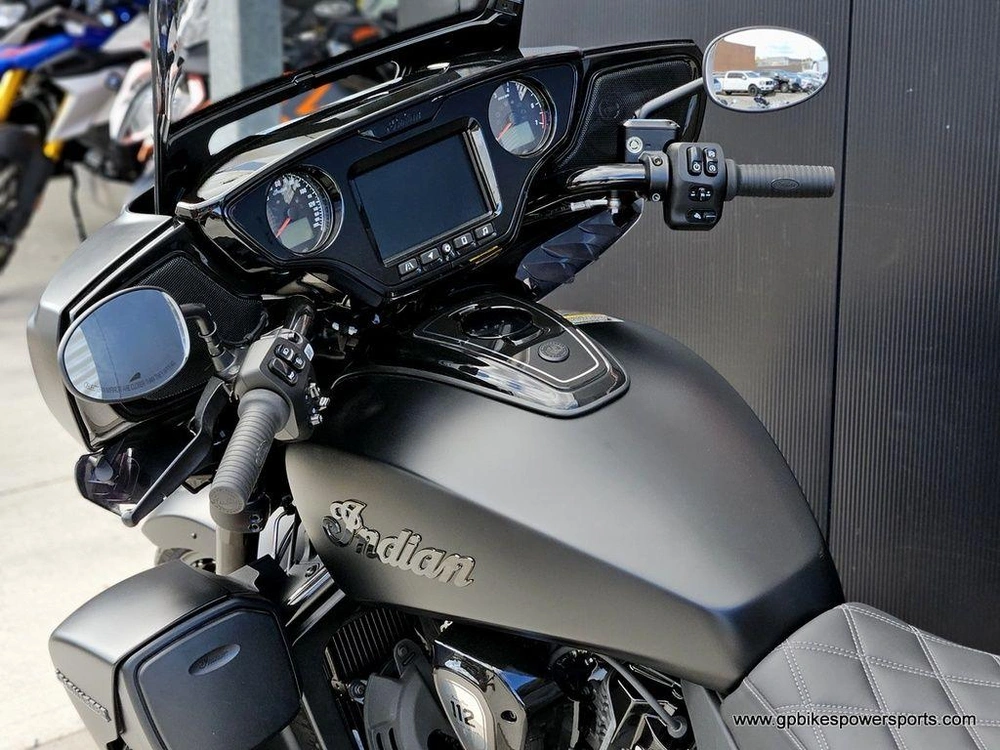 2026 Indian Motorcycle Roadmaster® Powerplus Dark Horse® 112 Black Smoke