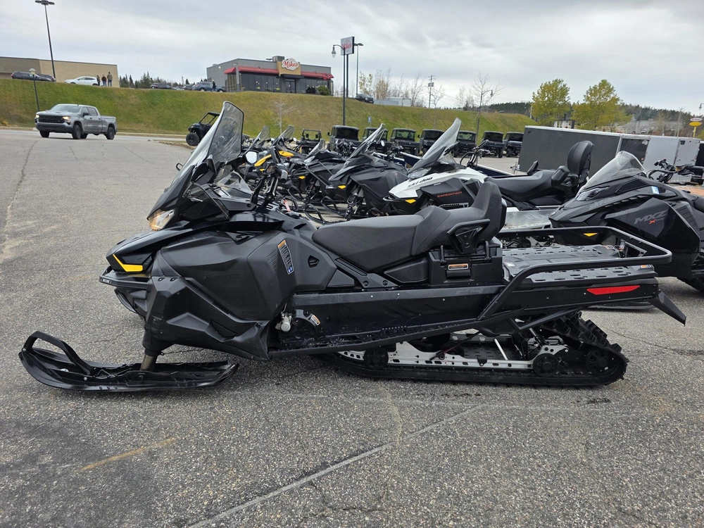 Ski-doo Skandic Swt 900 Ace 24'' 2022