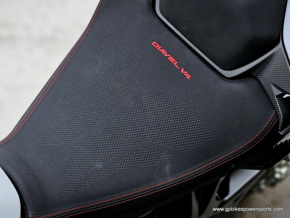 2026 Ducati Diavel V4 Rs Livery