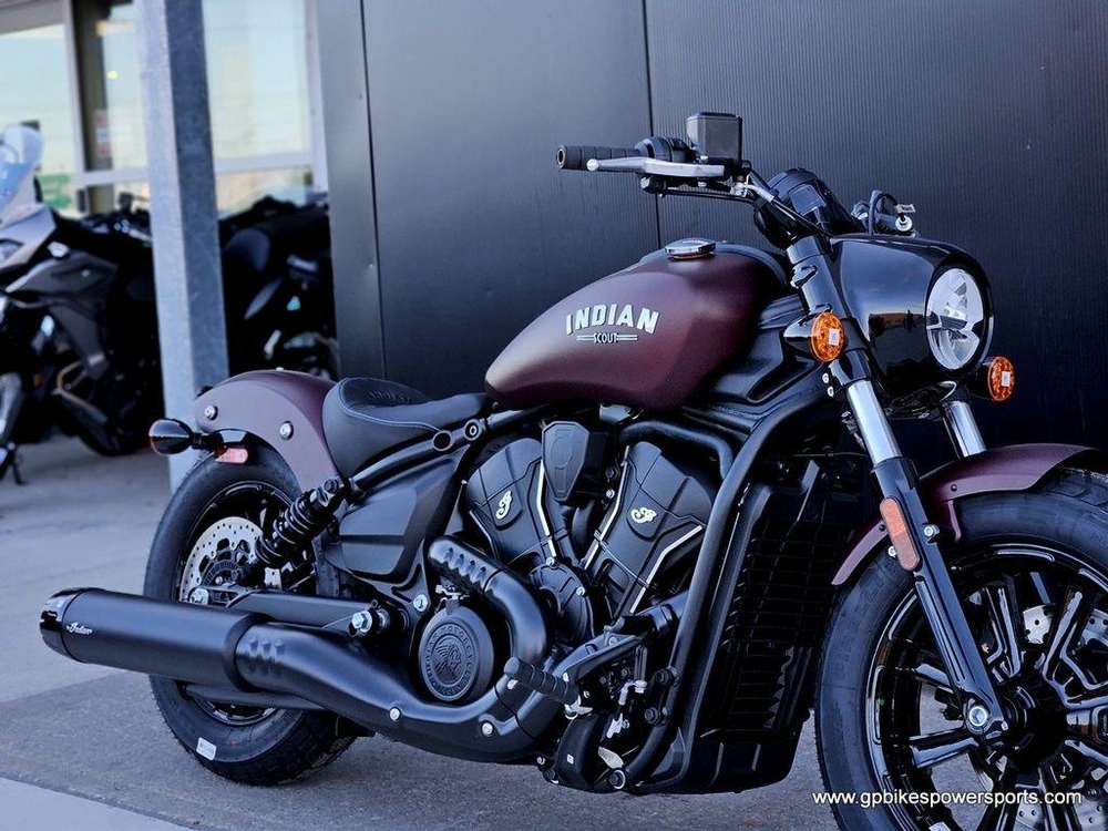 2026 Indian Motorcycle Scout® Bobber Maroon Metallic Smoke