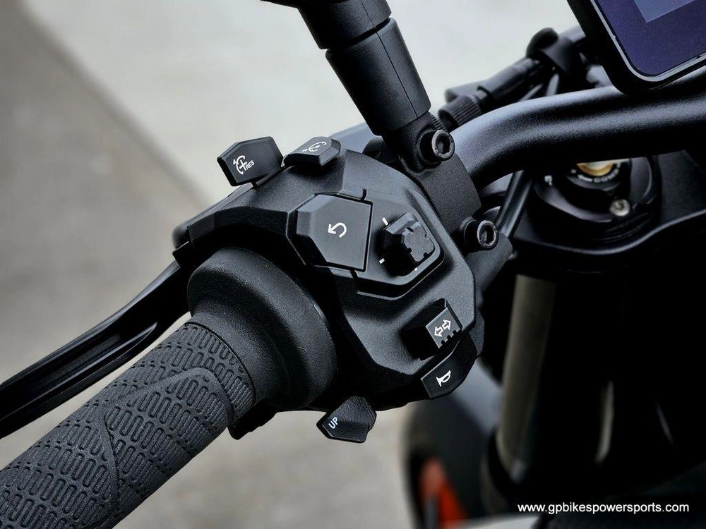 2026 Ktm 990 Duke R