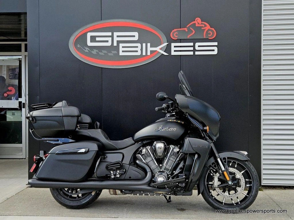 2026 Indian Motorcycle Roadmaster® Powerplus Dark Horse® 112 Black Smoke