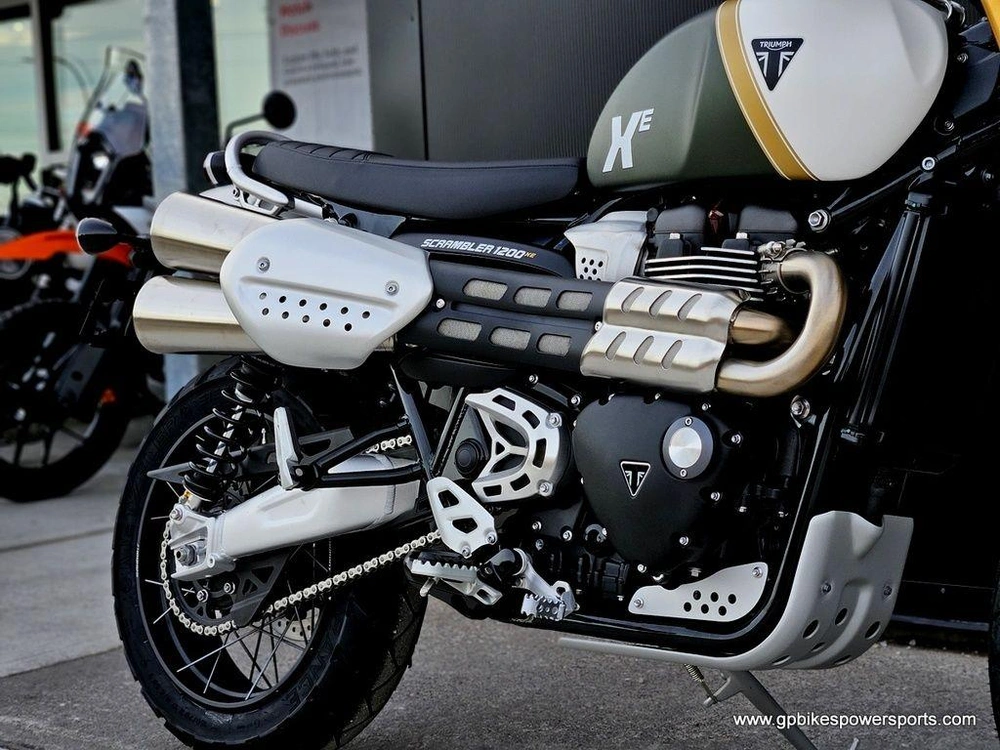 2026 Triumph Scrambler 1200 Xe Matte Khaki Green