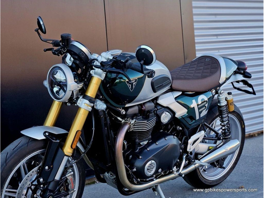 2027 Triumph Speed Twin 1200 Cafe Racer Aluminium Silver/competition Green