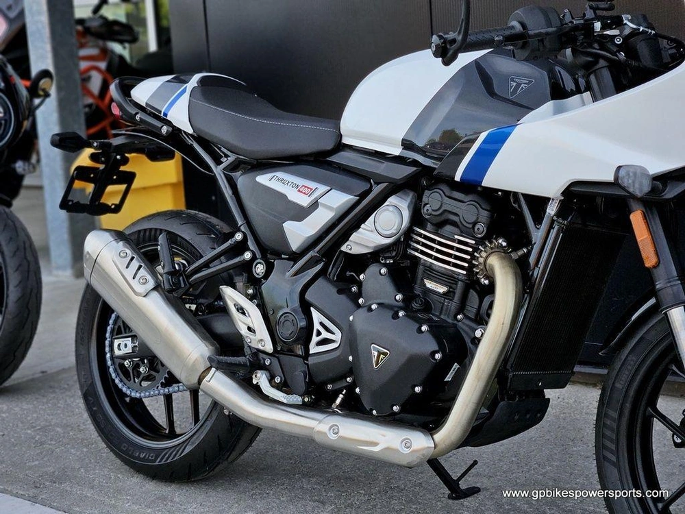 2026 Triumph Thruxton 400 White/grey