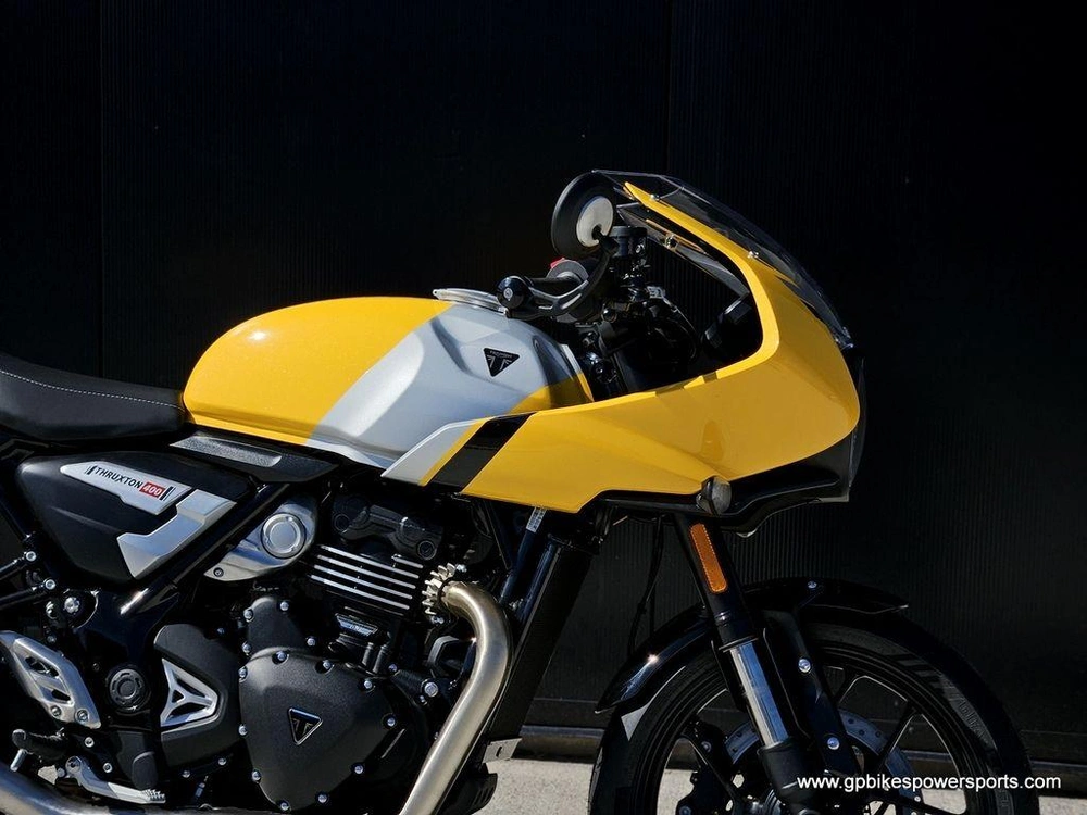 2026 Triumph Thruxton 400 Yellow/silver