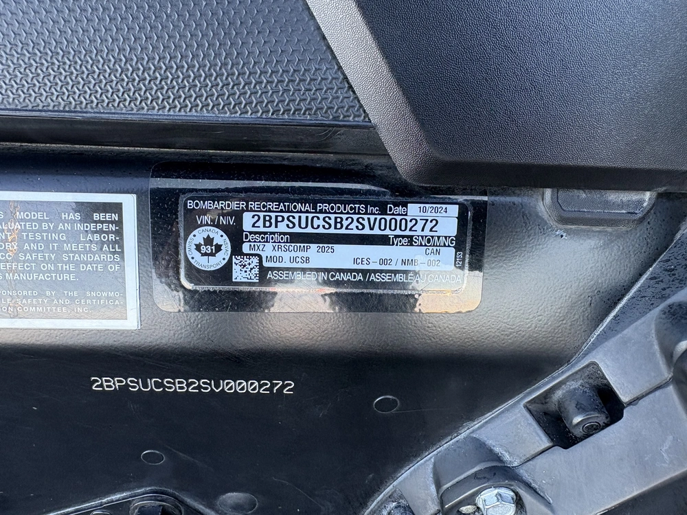 2025 Ski-doo Mxz X-rs W/ Competition Pkg 850 E-tec Turbo R Ripsaw Ii 2-ply 1.25" Shot W/ 10.25" Touchscreen