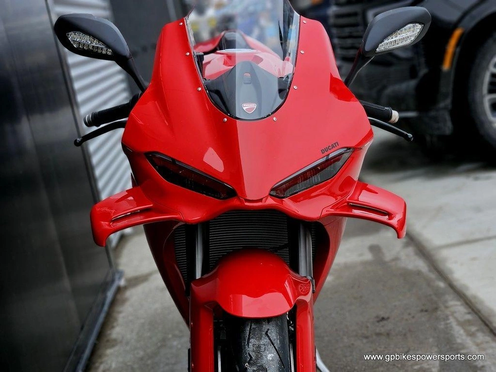 2026 Ducati Panigale V4 Red