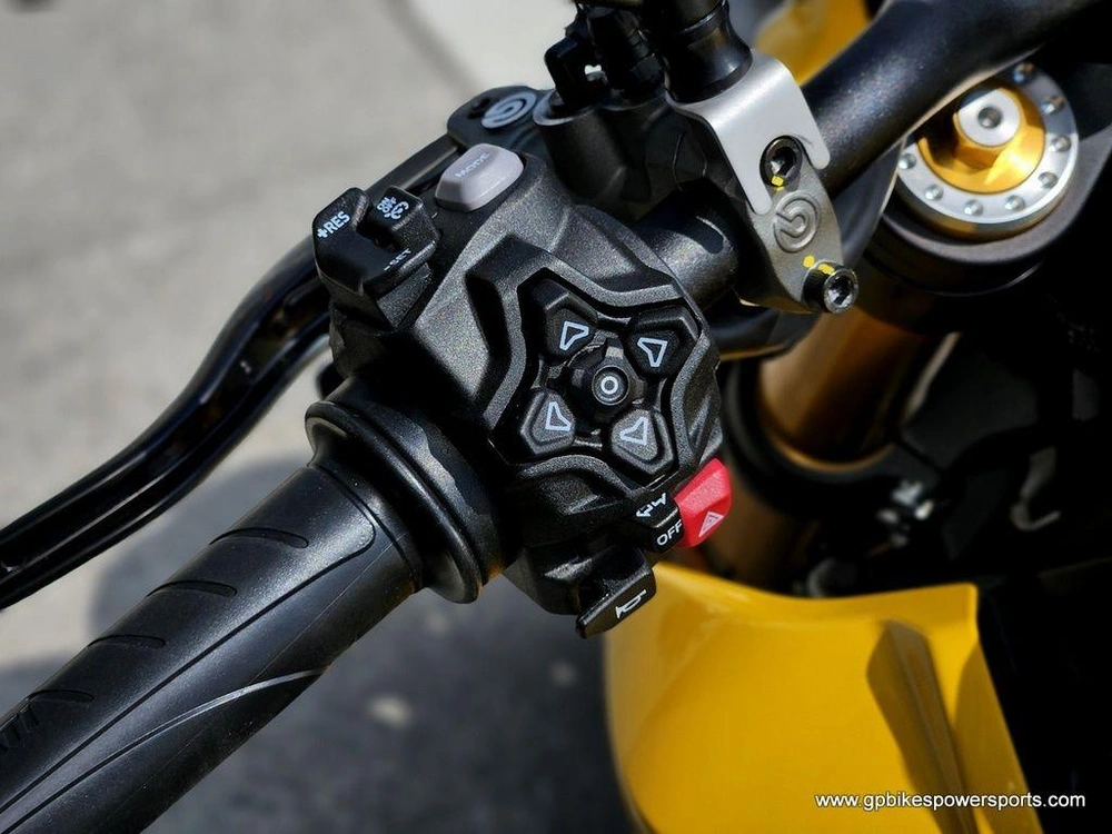2026 Ducati Streetfighter V2 S Yellow