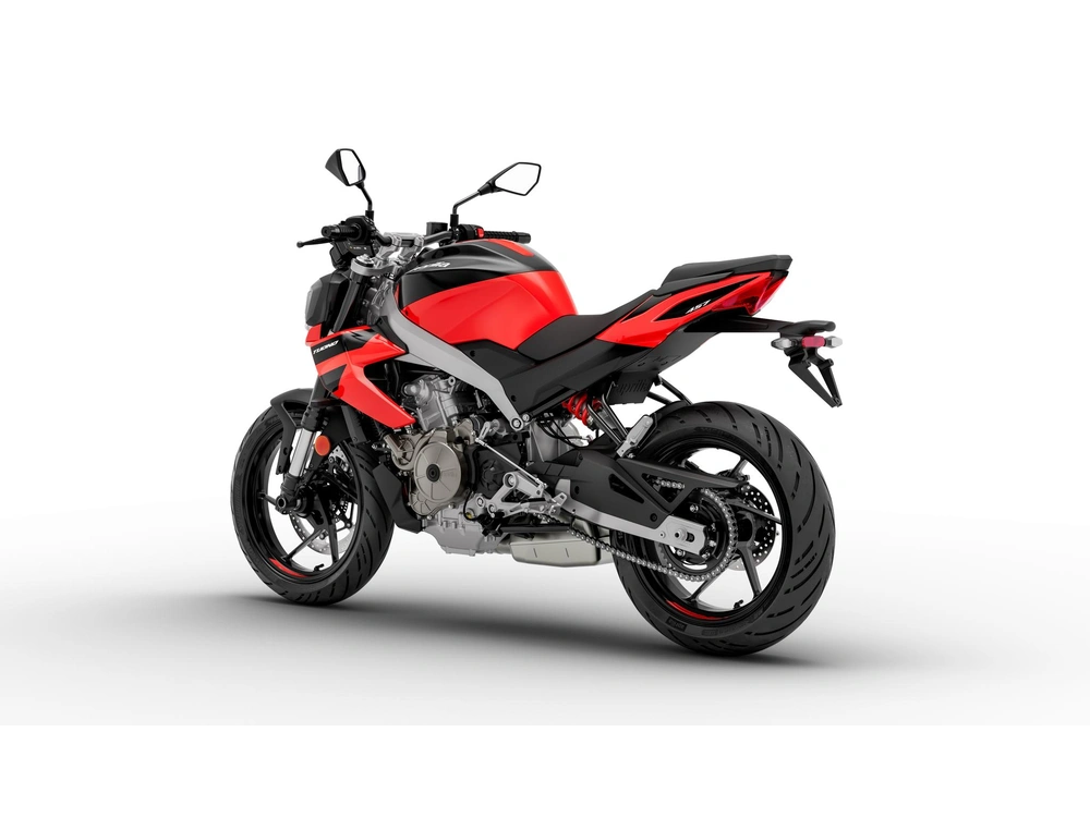 2026 Aprilia Tuono 457