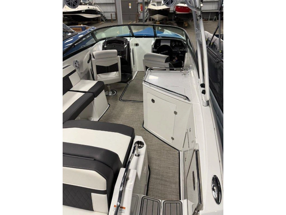 2022 Monterey Boats Monterey M6
