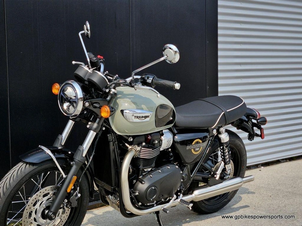2026 Triumph Bonneville T100 Stone Grey