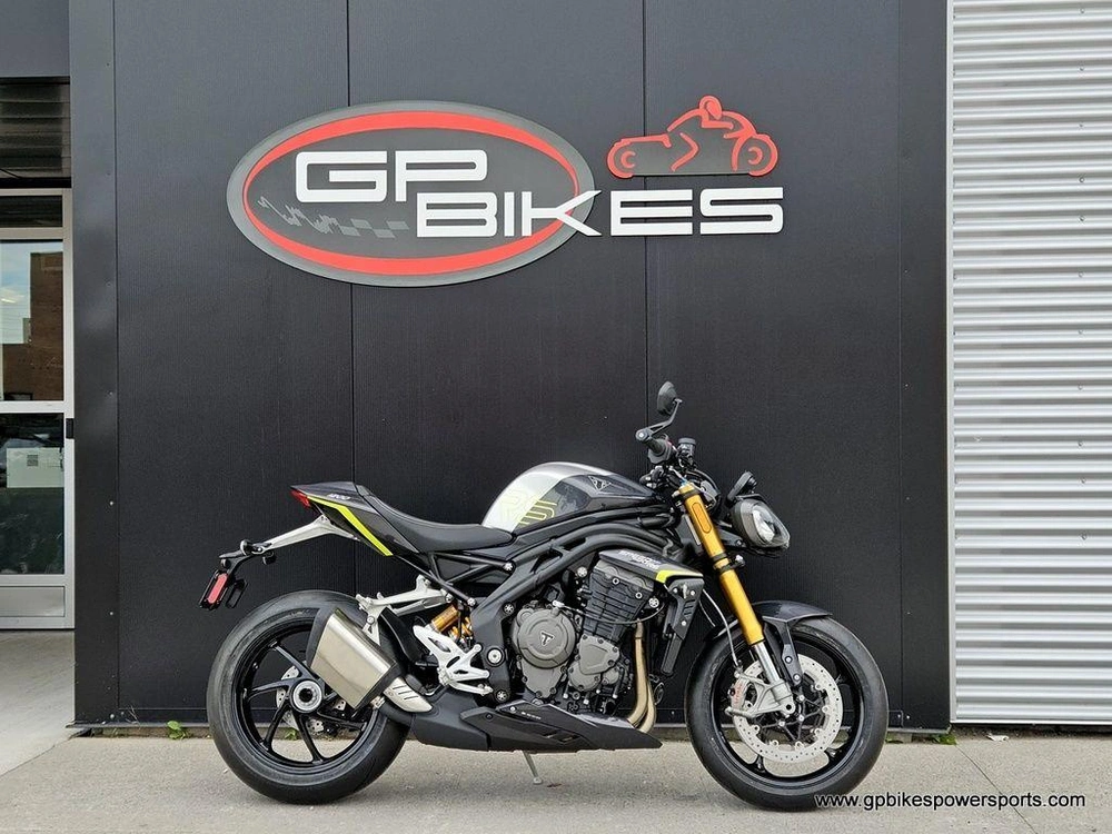 2026 Triumph Speed Triple 1200 Rs Granite/triumph Racing Yellow