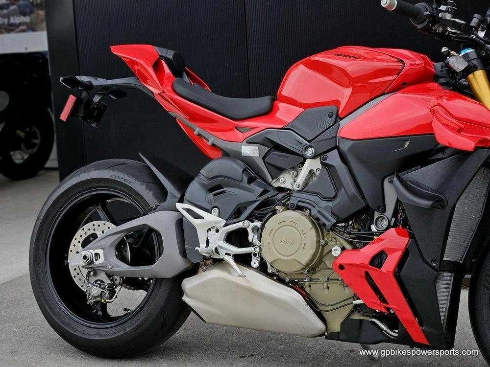2025 Ducati Streetfighter V4 S Ducati Red
