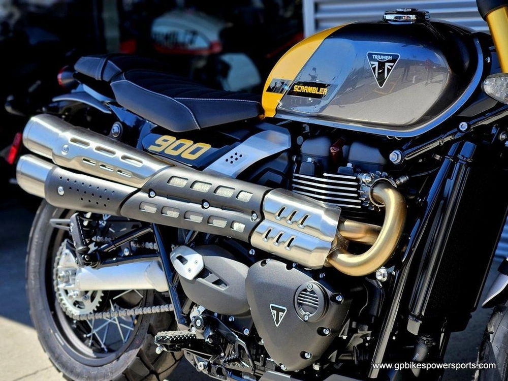 2026 Triumph Scrambler 900 Mineral Grey