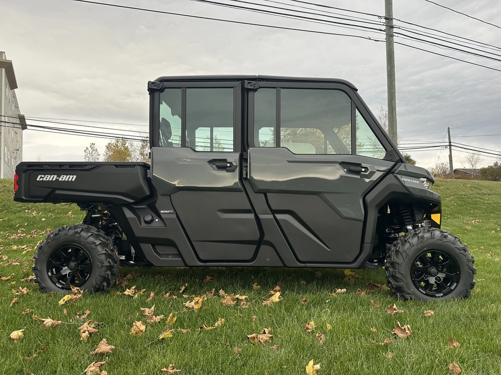 2027 Can-am Defender Max Dps Cab Hvac Hd10