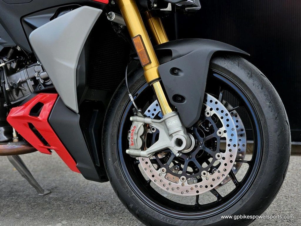 2025 Ducati Streetfighter V2s Ducati Red