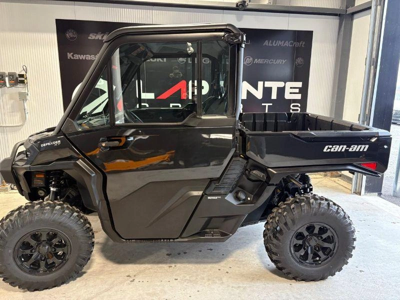 Can-am Defender Xt Cab Hd11 With 10.25 In. Infotainment 2026