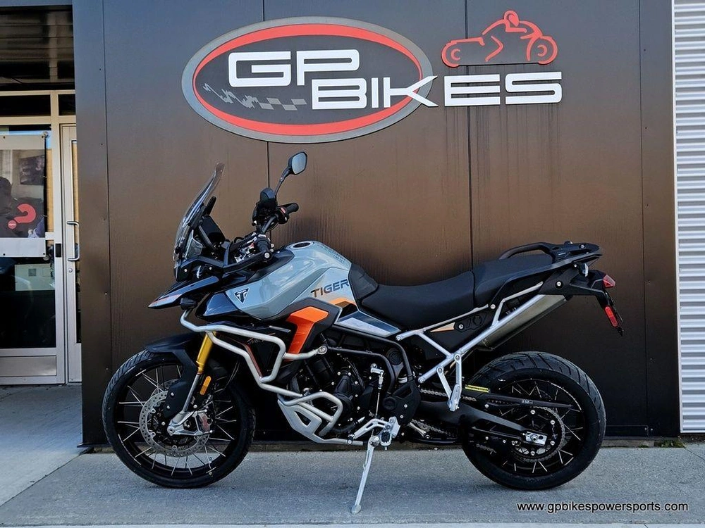 2026 Triumph Tiger 900 Desert Edition