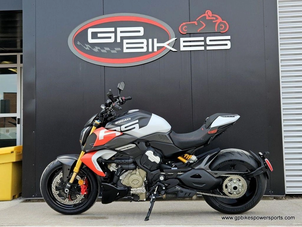 2026 Ducati Diavel V4 Rs Livery