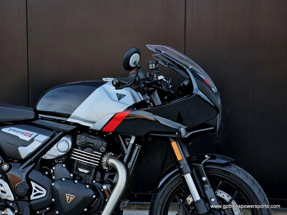 2026 Triumph Thruxton 400 Black/silver