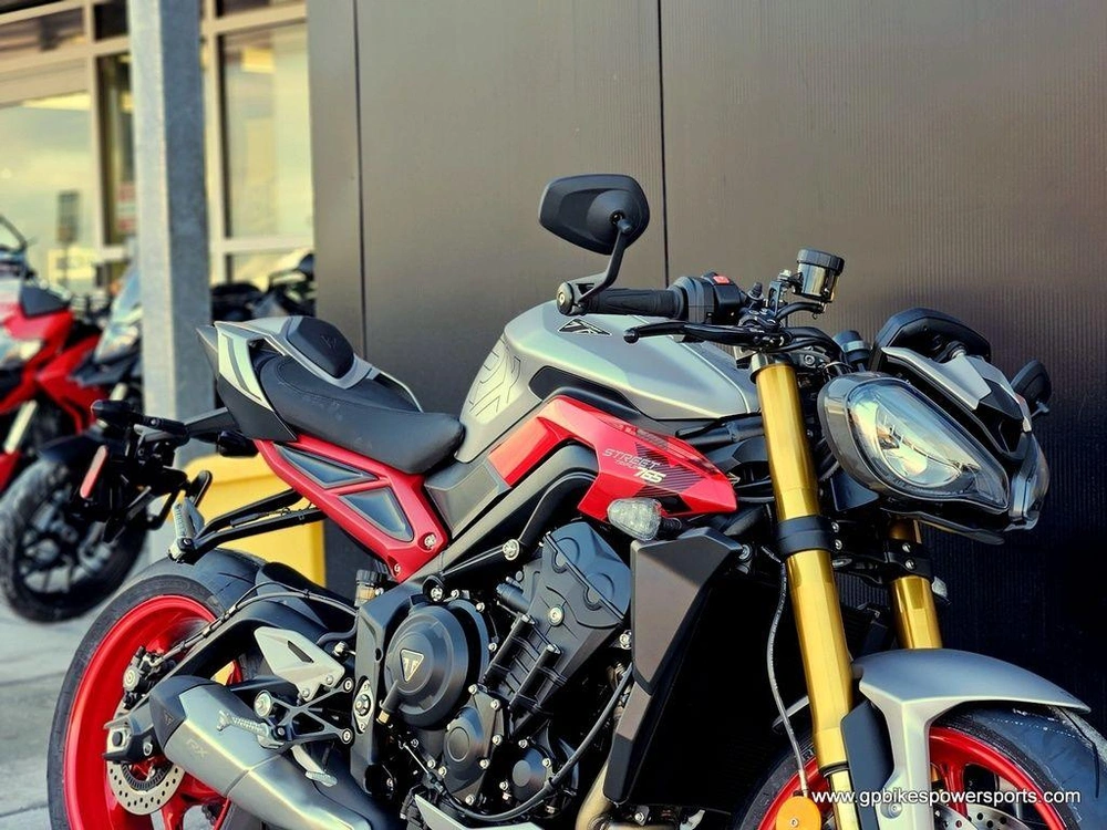 2026 Triumph Street Triple 765 Rx