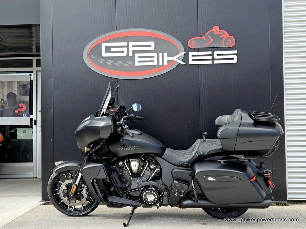 2026 Indian Motorcycle Roadmaster® Powerplus Dark Horse® 112 Black Smoke