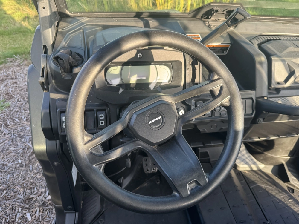 2023 Can-am Defender Max Lone Star Hd10