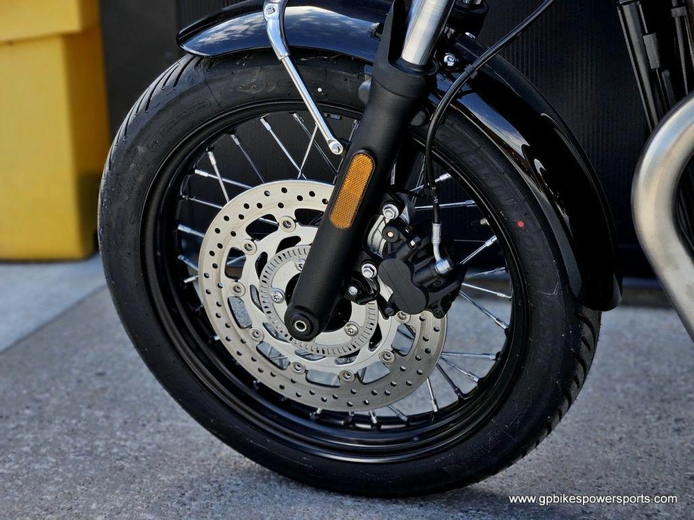 2026 Triumph Bonneville T100 Jet Black