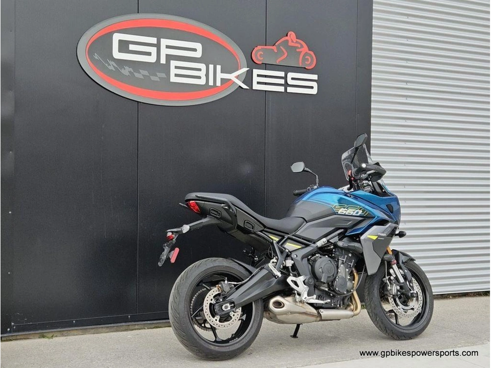 2026 Triumph Tiger Sport 660 Interstellar Blue / Mineral Grey