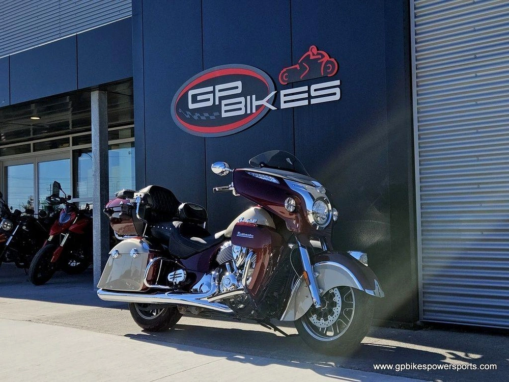 2025 Indian Motorcycle Roadmaster® Maroon Metallic/silver Quartz Metallic