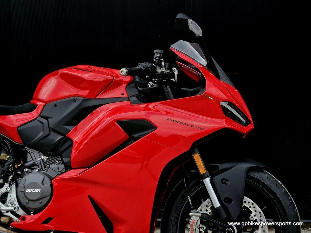 2026 Ducati Panigale V2 Red