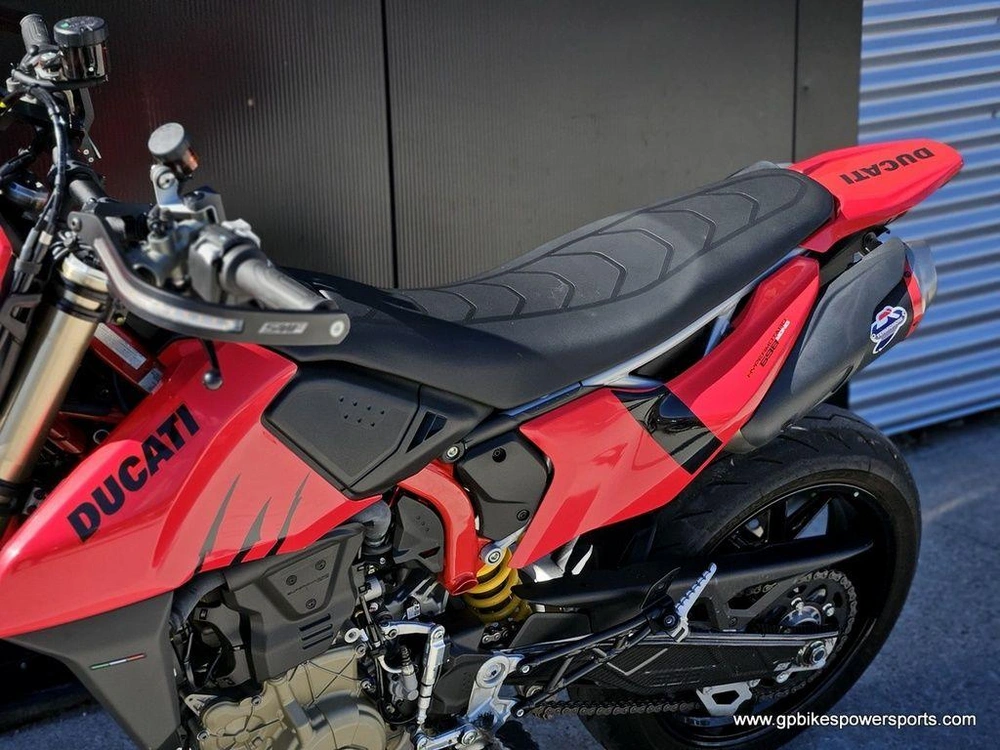 2024 Ducati Hypermotard 698 Mono Ducati Red