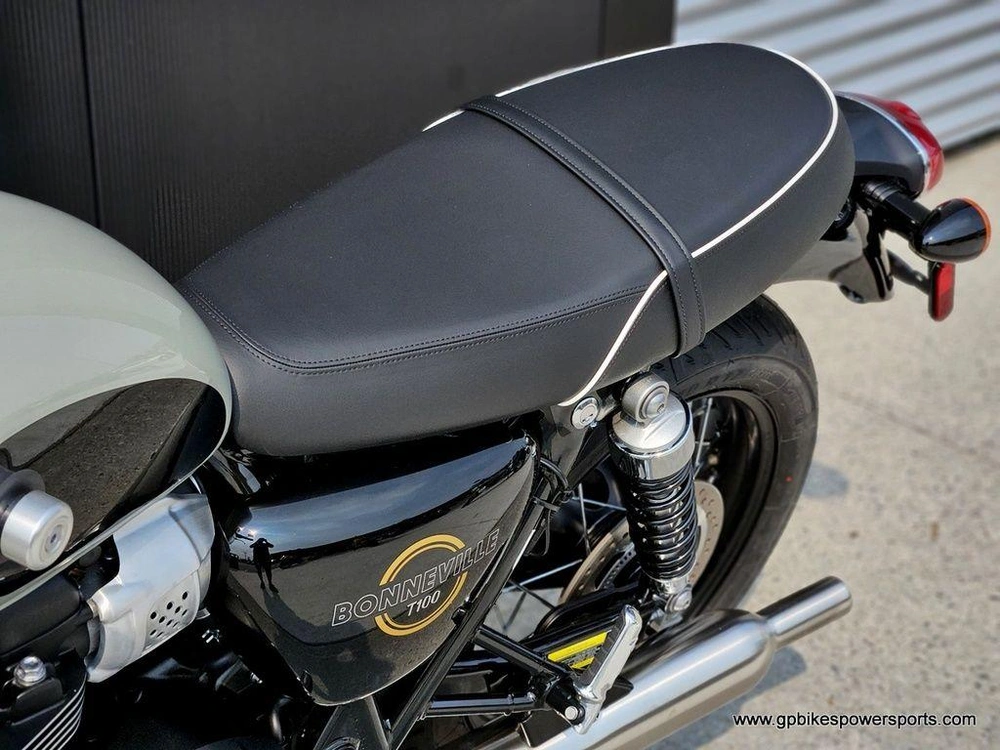 2026 Triumph Bonneville T100 Stone Grey