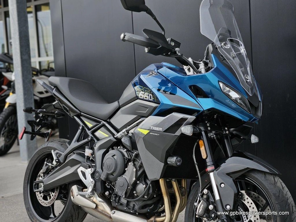 2026 Triumph Tiger Sport 660 Interstellar Blue / Mineral Grey