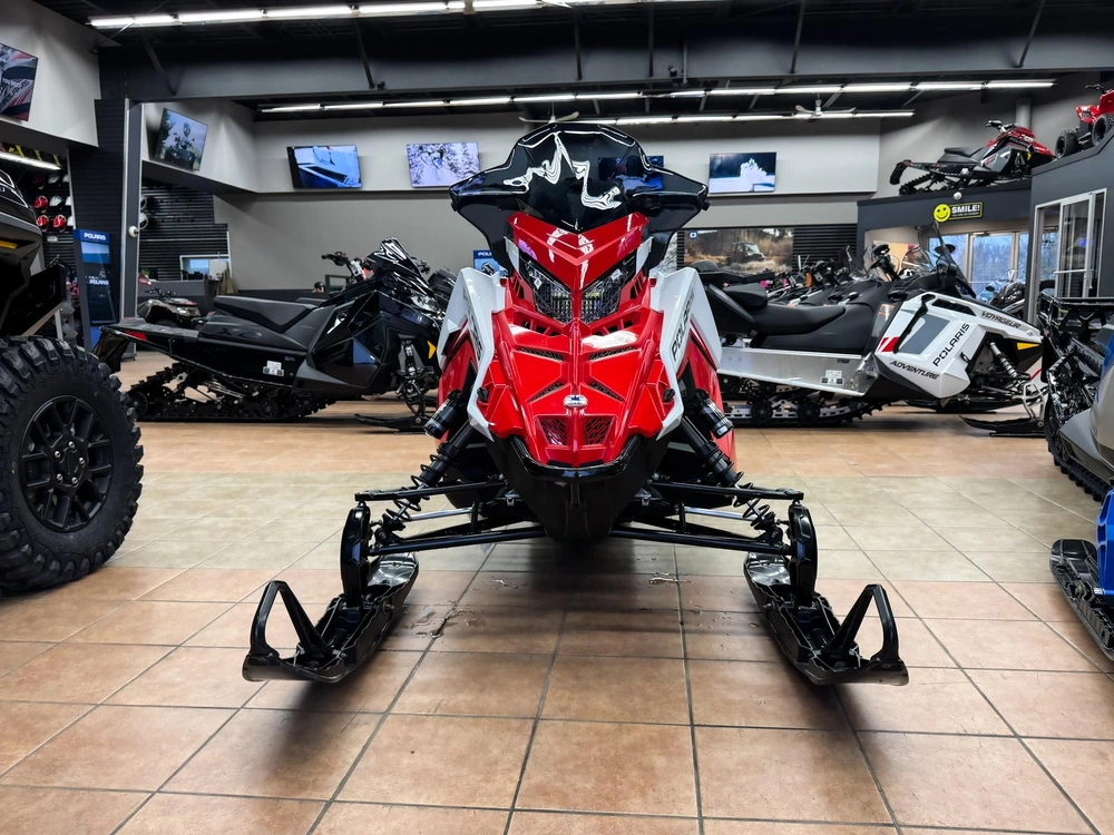 2027 Polaris Polaris 850 Indy Xc 137 Indy Red