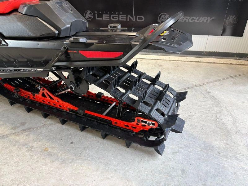 Ski-doo Freeride 147 850 E-tec Powdermax X-light 3.0'' Shot W/ 10.25'' Touchscreen 2027