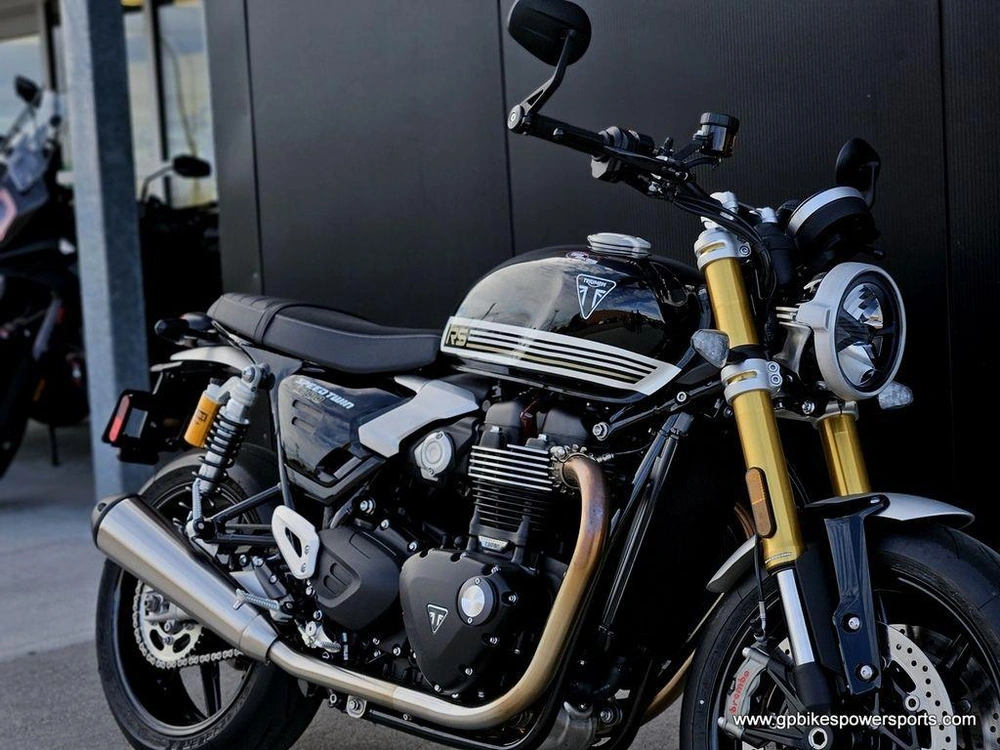 2026 Triumph Speed Twin 1200 Rs Sapphire Black