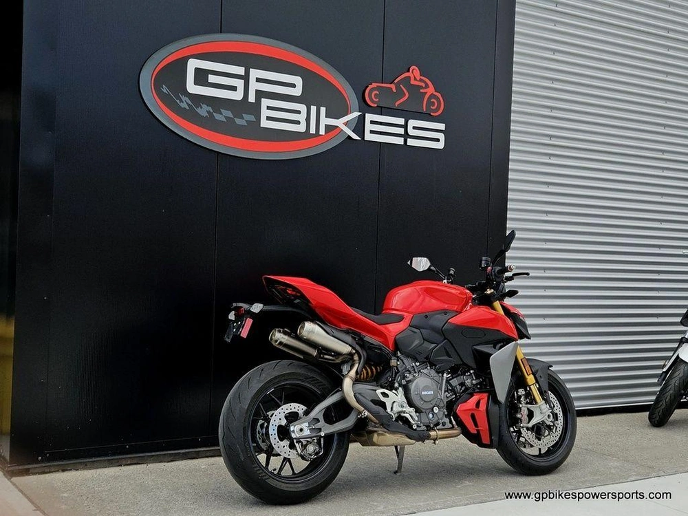 2025 Ducati Streetfighter V2s Ducati Red