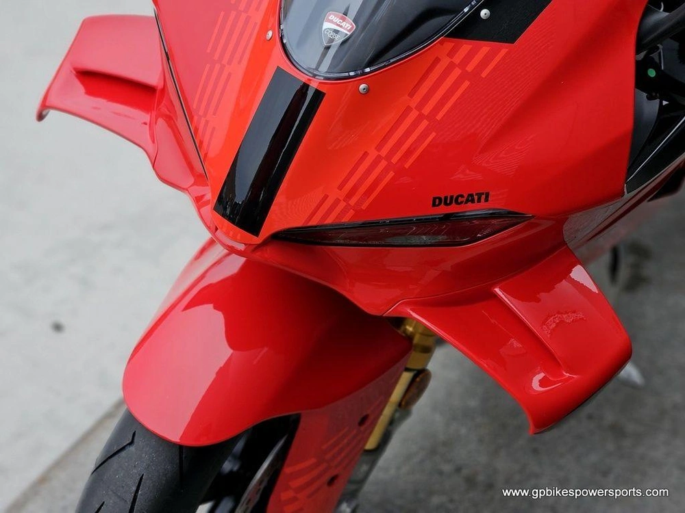 2026 Ducati Panigale V4 S Corse