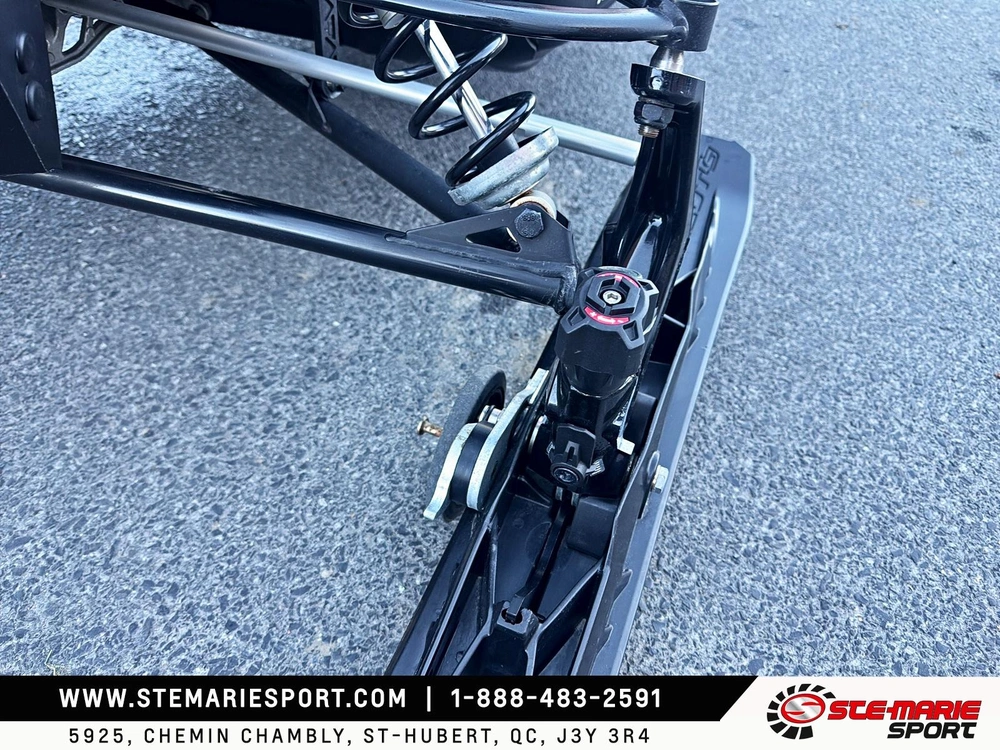 Ski-doo Grand Touring Se 900 2017