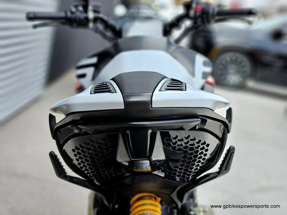 2026 Ducati Diavel V4 Rs Livery