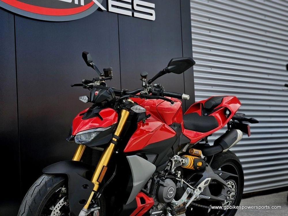 2025 Ducati Streetfighter V2s Ducati Red